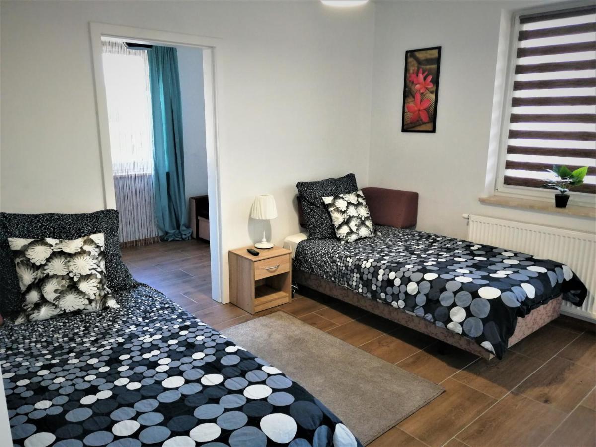 Pokoje - Studio Gliwice I Przy Onkologii Exteriör bild
